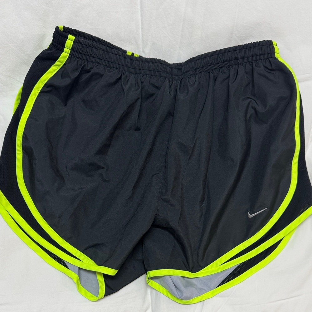 Nike Women's Black and Neon Yellow/green Athletic Shorts